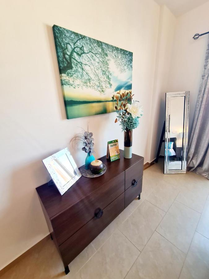 Stunning Apartment C106 With Balcony Looking Over Pool Peyia Extérieur photo