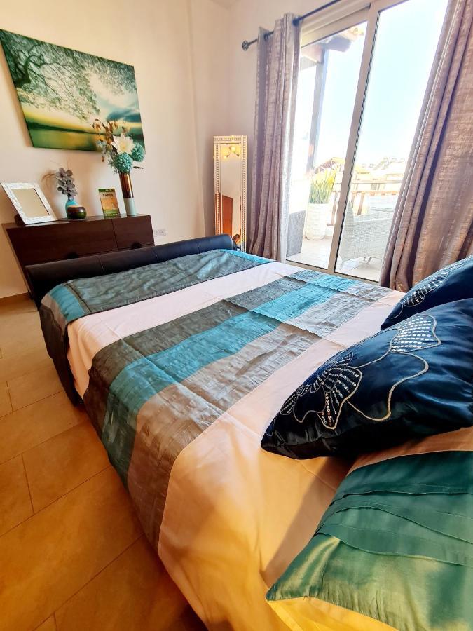 Stunning Apartment C106 With Balcony Looking Over Pool Peyia Extérieur photo